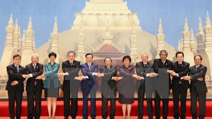 
        Laos hosts 20th ASEAN Finance Ministers’ Meeting
                              