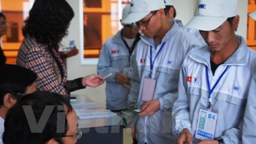 Over 108,500 Vietnamese work overseas in 11 months