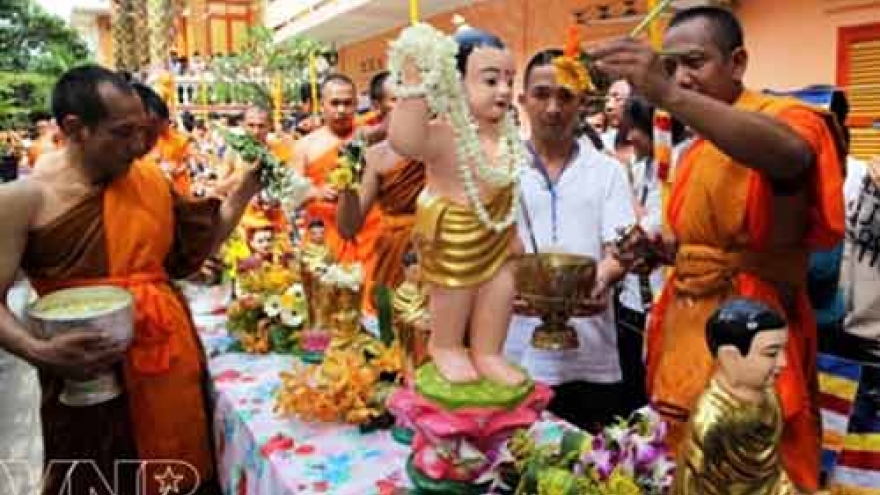 
        Chol Chnam Thmay festival of the Khmer
                              