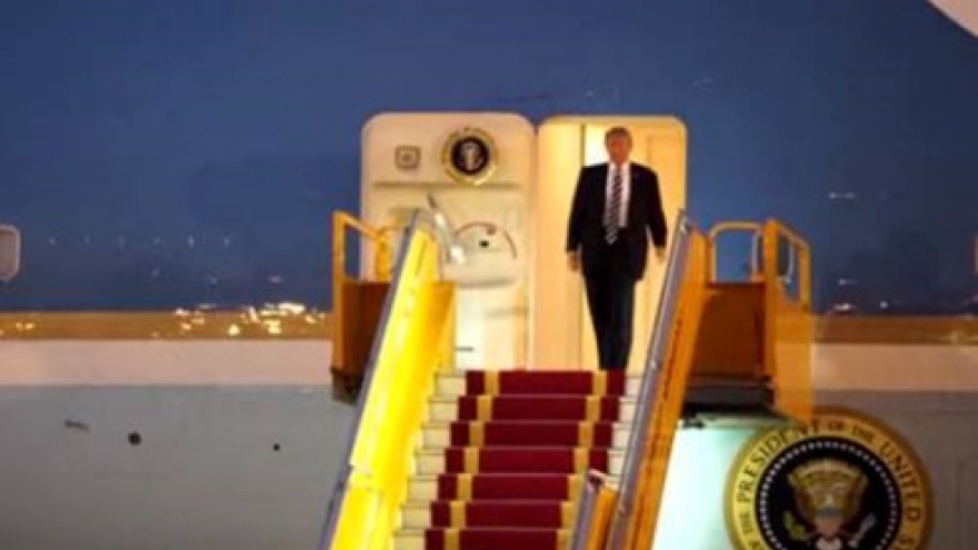 US President begins state visit to Vietnam