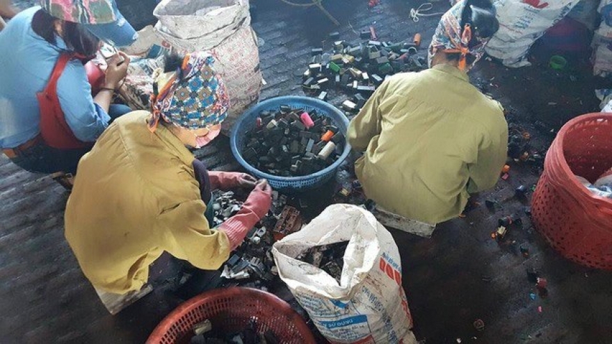 Health Ministry helps provinces curb lead contamination