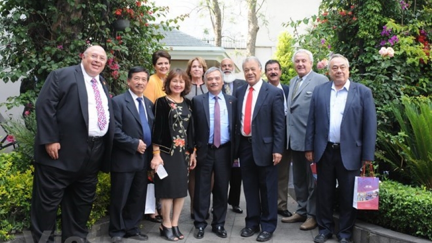 Mexican Party leader highly values bilateral ties with Vietnam