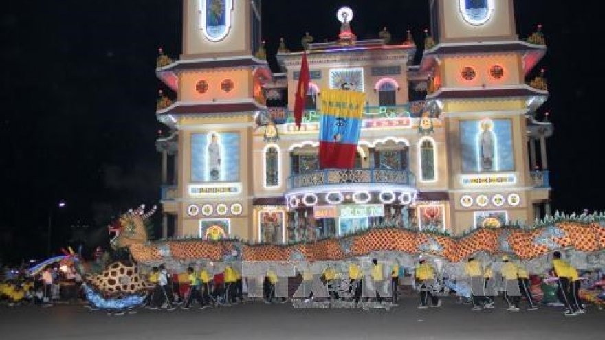 Cao Dai sect holds most significant annual ritual