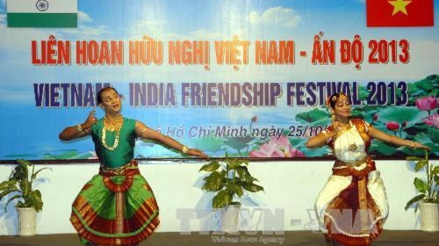 Festival boosts Vietnam-India friendship