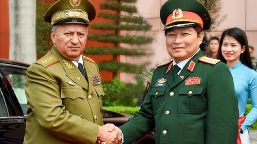 Vietnam military delegation visits Cuba