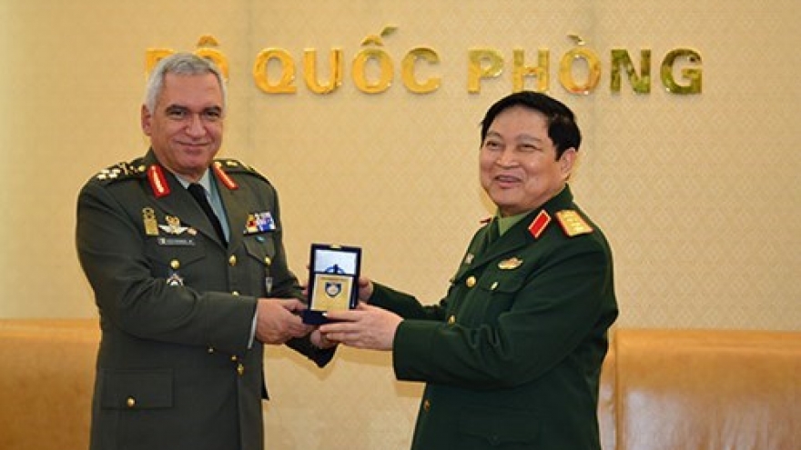 Vietnam enhances defence ties with EU