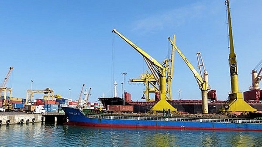 Foreign investors flock to Lien Chieu deep seaport