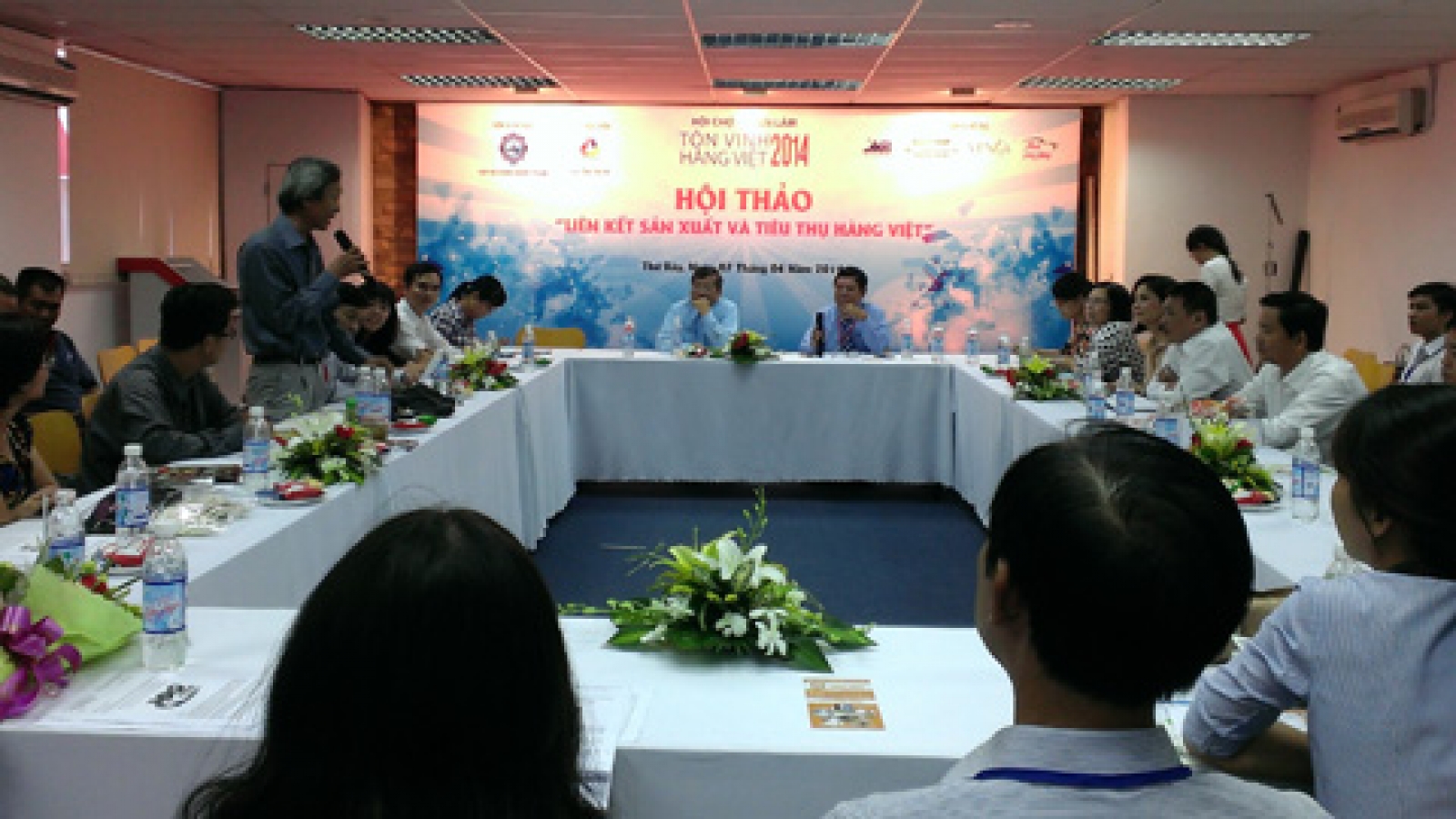 Seminar discusses coordination across supply chains