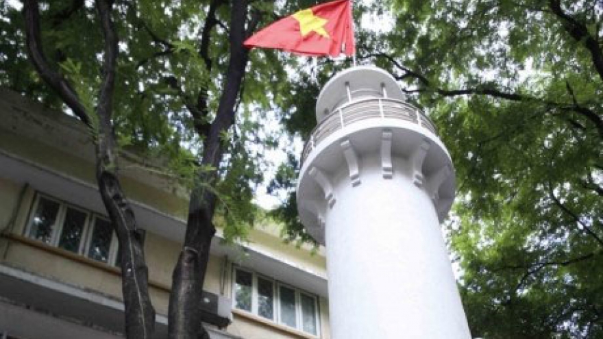 Symbolic lighthouse to go up in HCM City Book Street