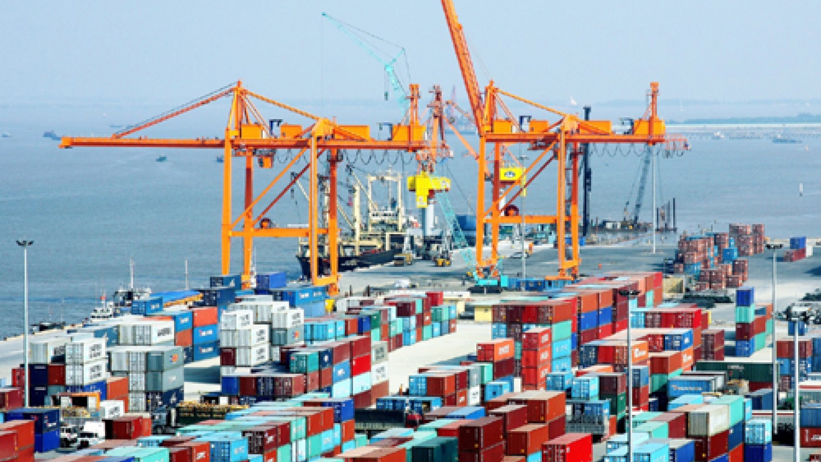 Haiphong urged to grow into key logistics hub