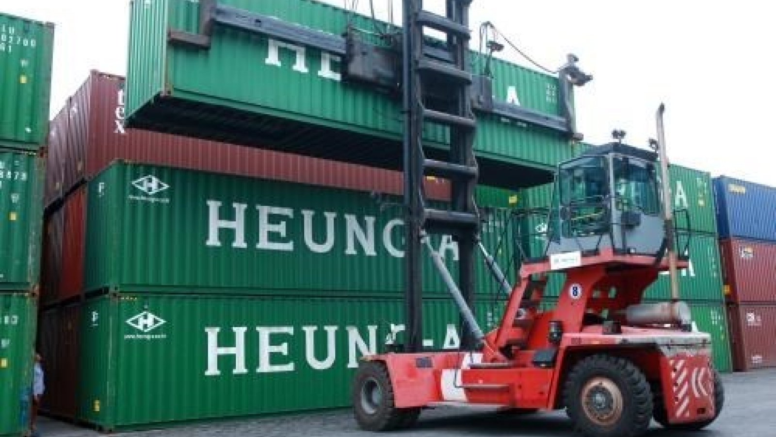 Golden time for logistics M&A deals in Vietnam