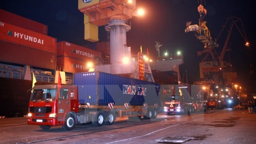 Vietnam to accelerate development of logistics services