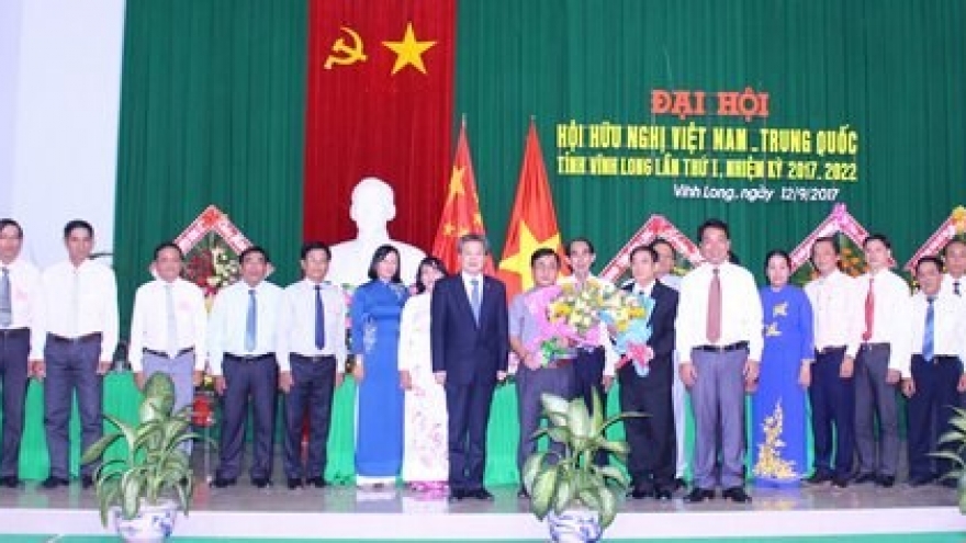 Vietnam-China Friendship Association of Vinh Long holds first congress