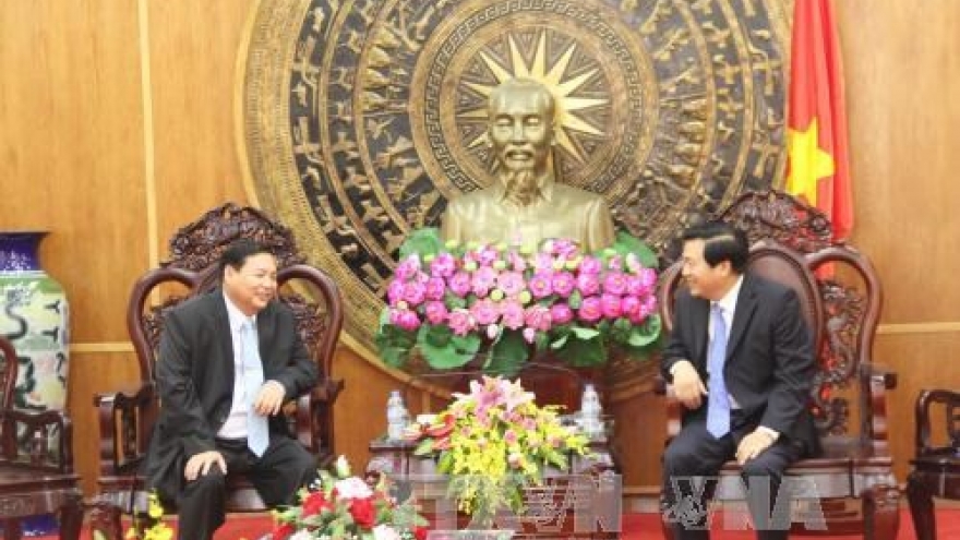 Cambodian officials extend New Year greetings to Long An
