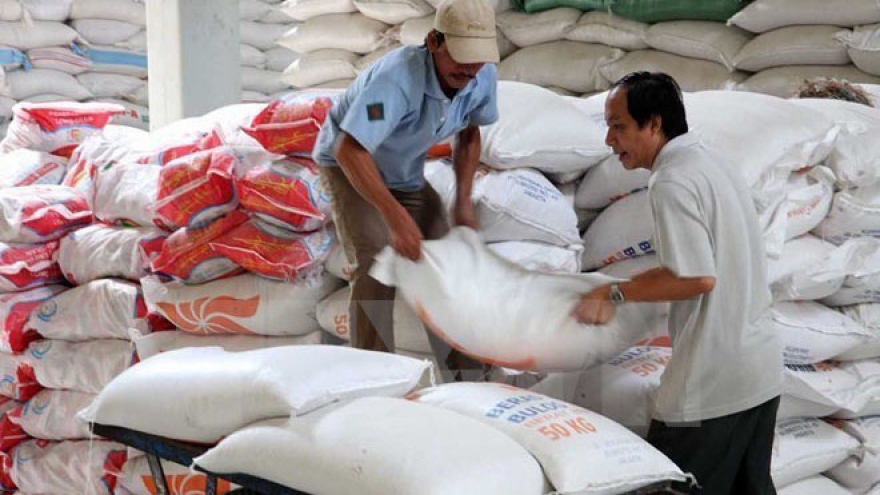 Vietnam hopeful about rice export in 2016