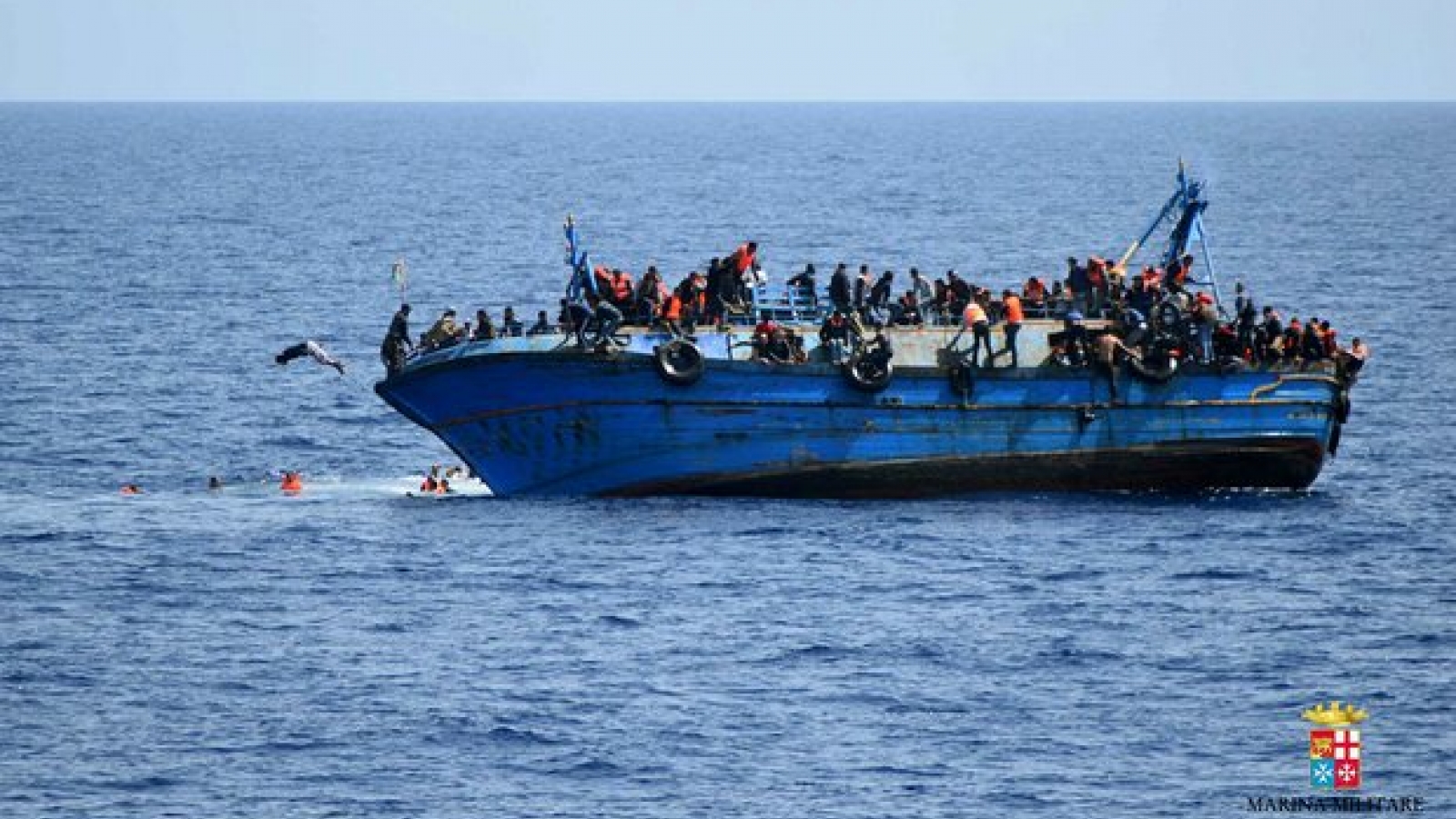 Ten migrants die in sinking boat off Libya: Italian coastguard