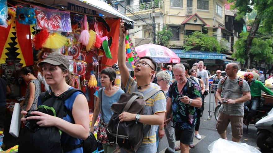 Mid-Autumn Festival gets into full swing