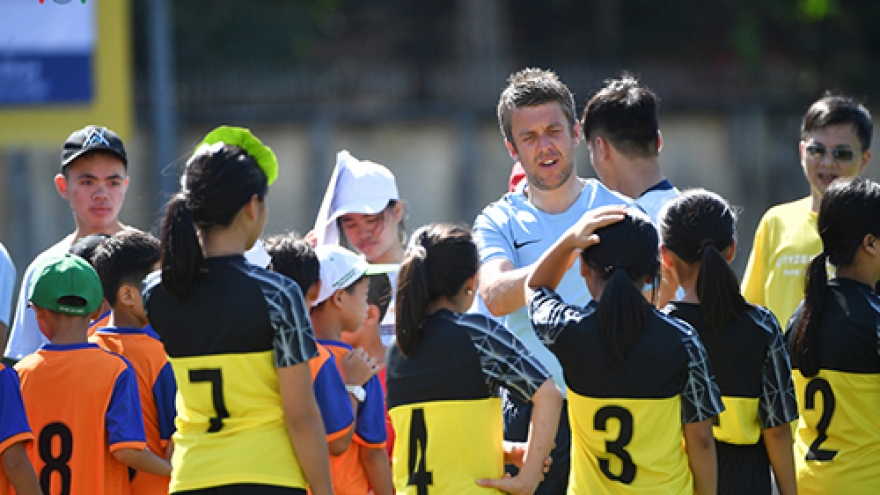 Children from SOS villages receive coaching from Manchester City FC staff 
