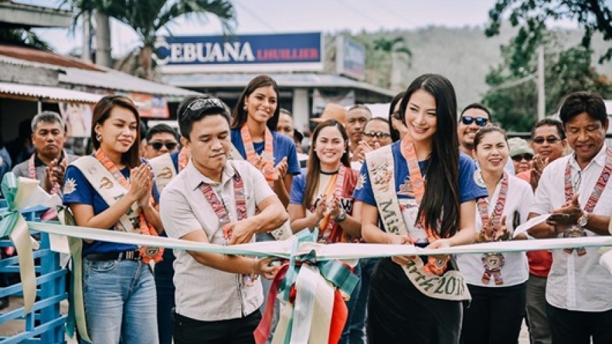 Phuong Khanh busy with activities ahead of Miss Earth 2019 grand final