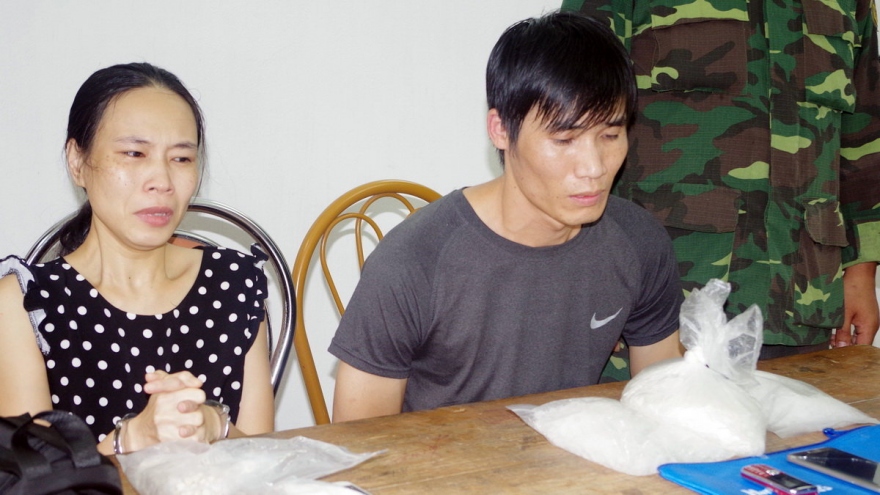 Couple admits to smuggling drugs from China-to-Vietnam 