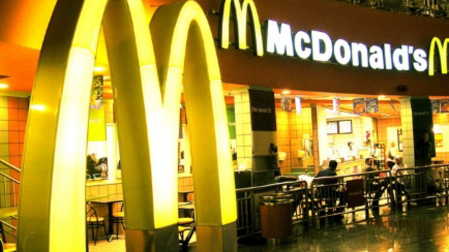 MacDonald announces first Vietnamese location  