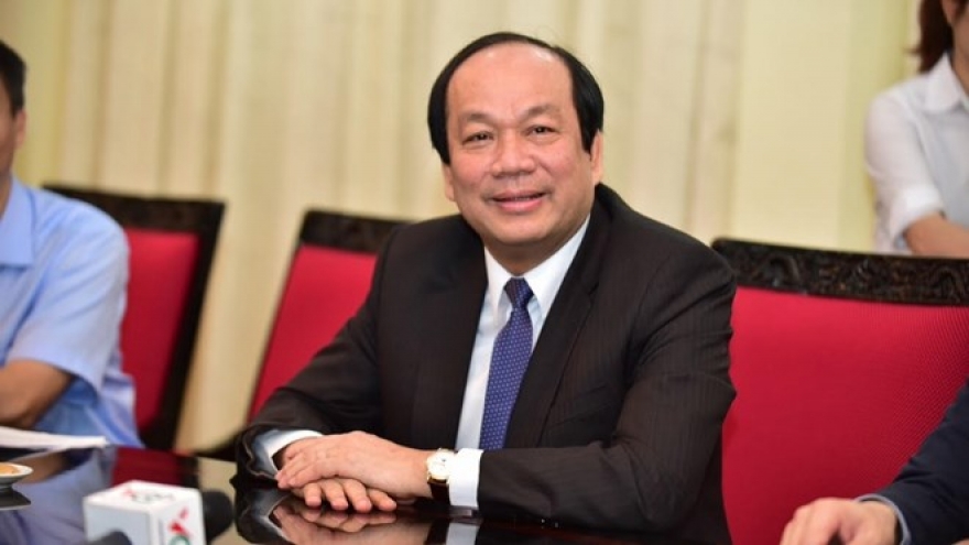 New government spokesman outlines goals, plans