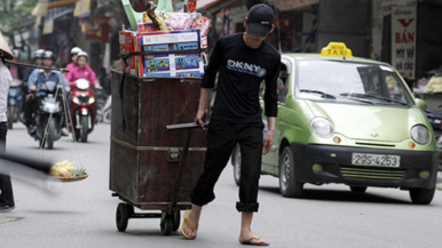Earn a living in Hanoi’s Old Quarter
