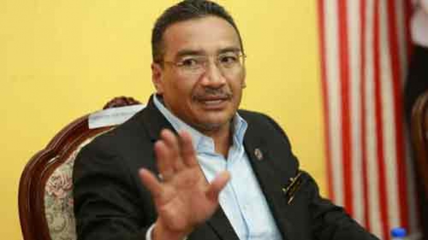 Malaysia to build new military base to fight IS