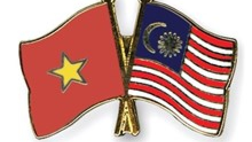 Top leaders congratulate Malaysia on 61st National Day