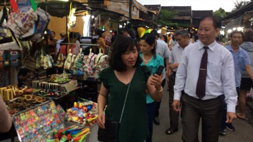 New night market opens in Hoi An ancient city
