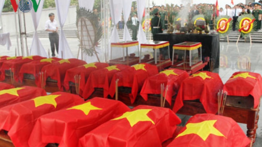 Remains of Vietnamese soldiers killed in Laos return home 