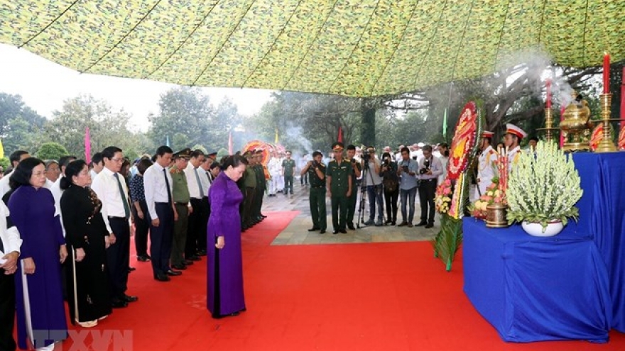 Tay Ninh ceremony lays martyrs’ remains from Cambodia to rest