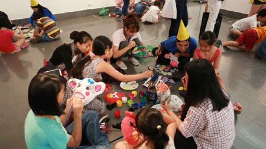 Mask project shares love for local culture