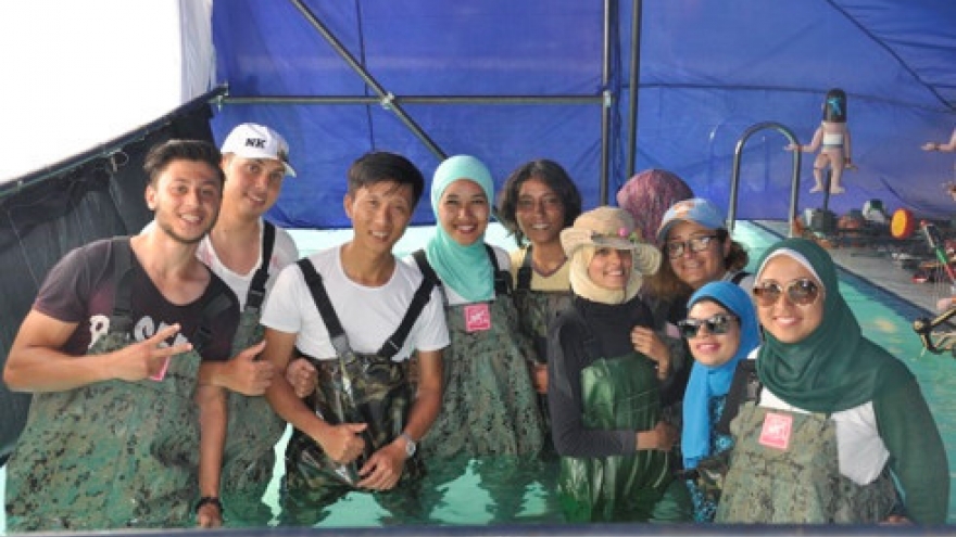 Egyptian artist May Mohab and her passion for Vietnamese water puppets