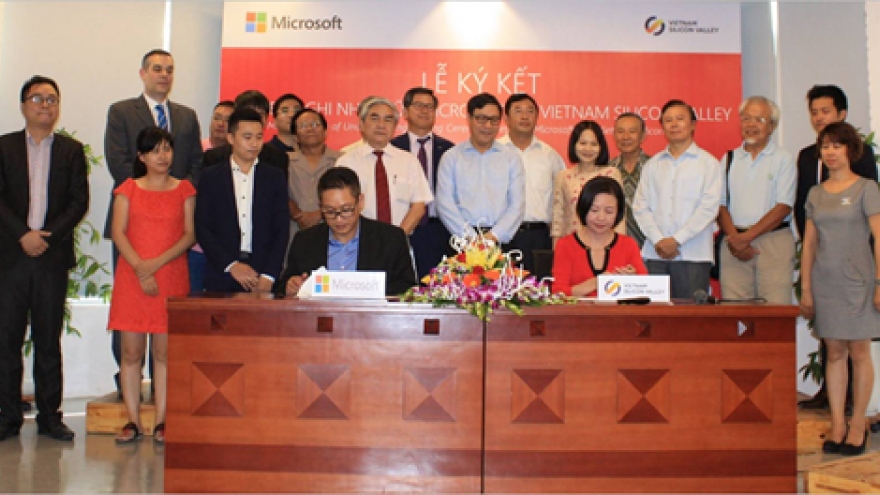 Microsoft Vietnam, Vietnam Silicon Valley sign MoU