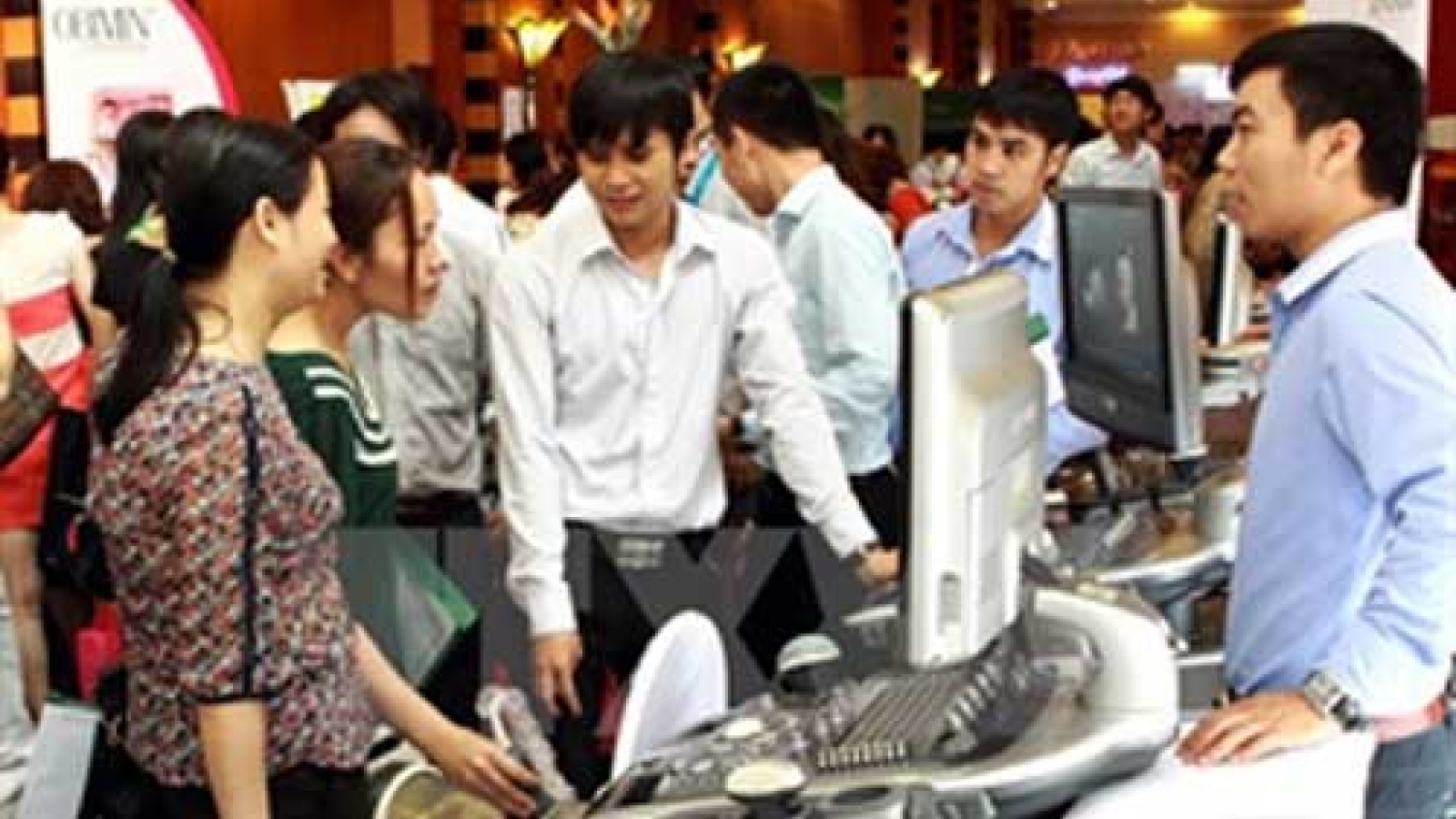 Medical experts gather in gynaecology conference