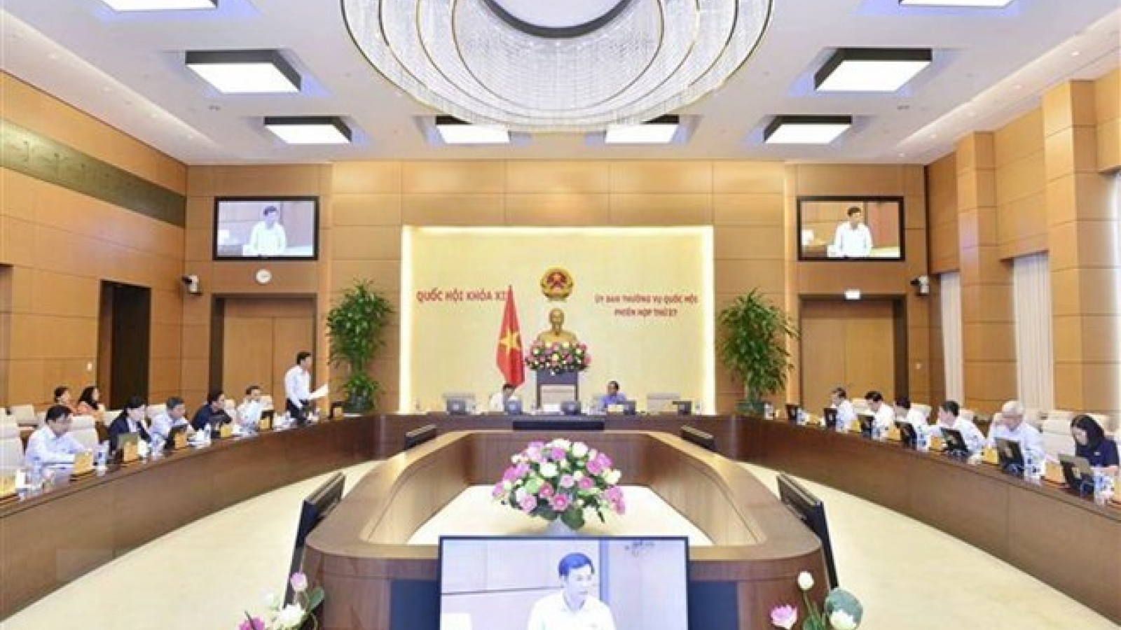 NA Standing Committee applauds improvement in Gov’t performance