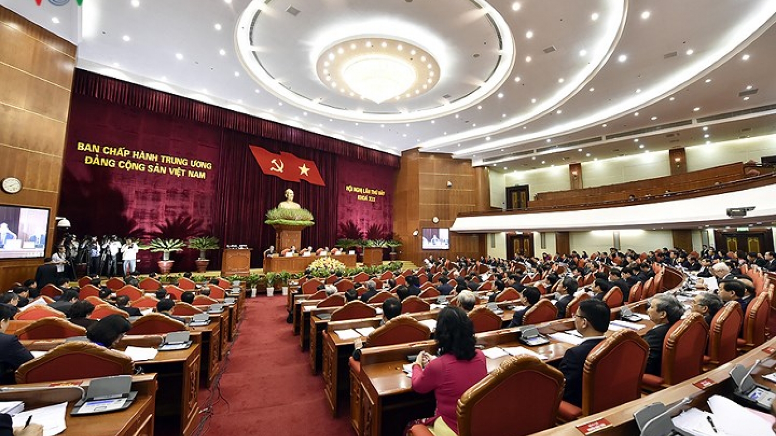 Party’s cadre strategy has great significance, value: official