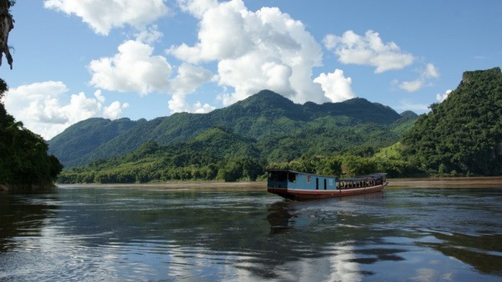 ADB launches photo contest on Mekong sub-region’s development