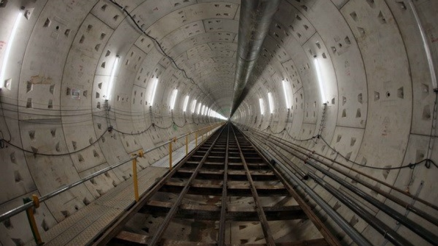 Spain helps HCM City build metro line