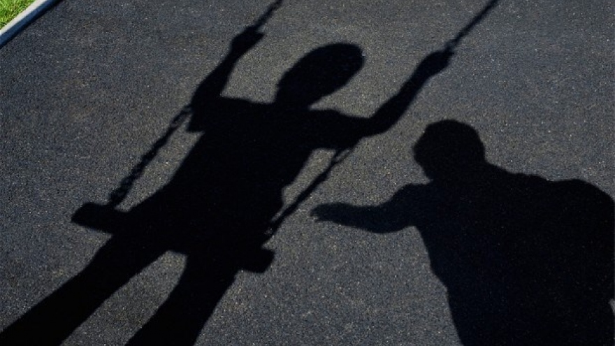 Experts: Families should speak out against child sexual abuses
