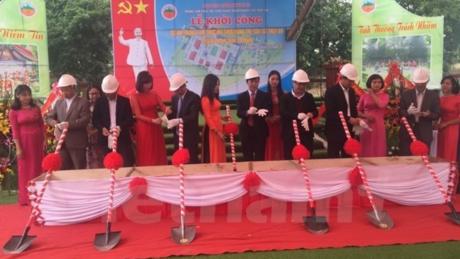Hanoi to have new rehabilitation centre for disabled children