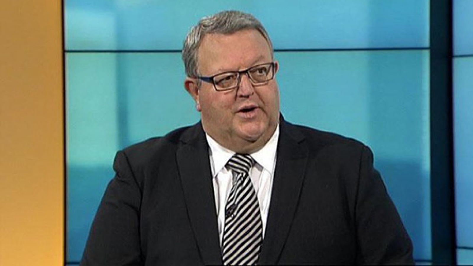 NZ Defence Minister expresses stance on East Sea in Beijing