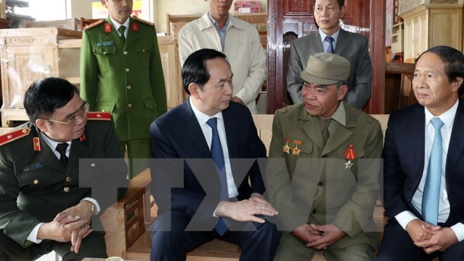 President pays Tet visit to Hai Phong