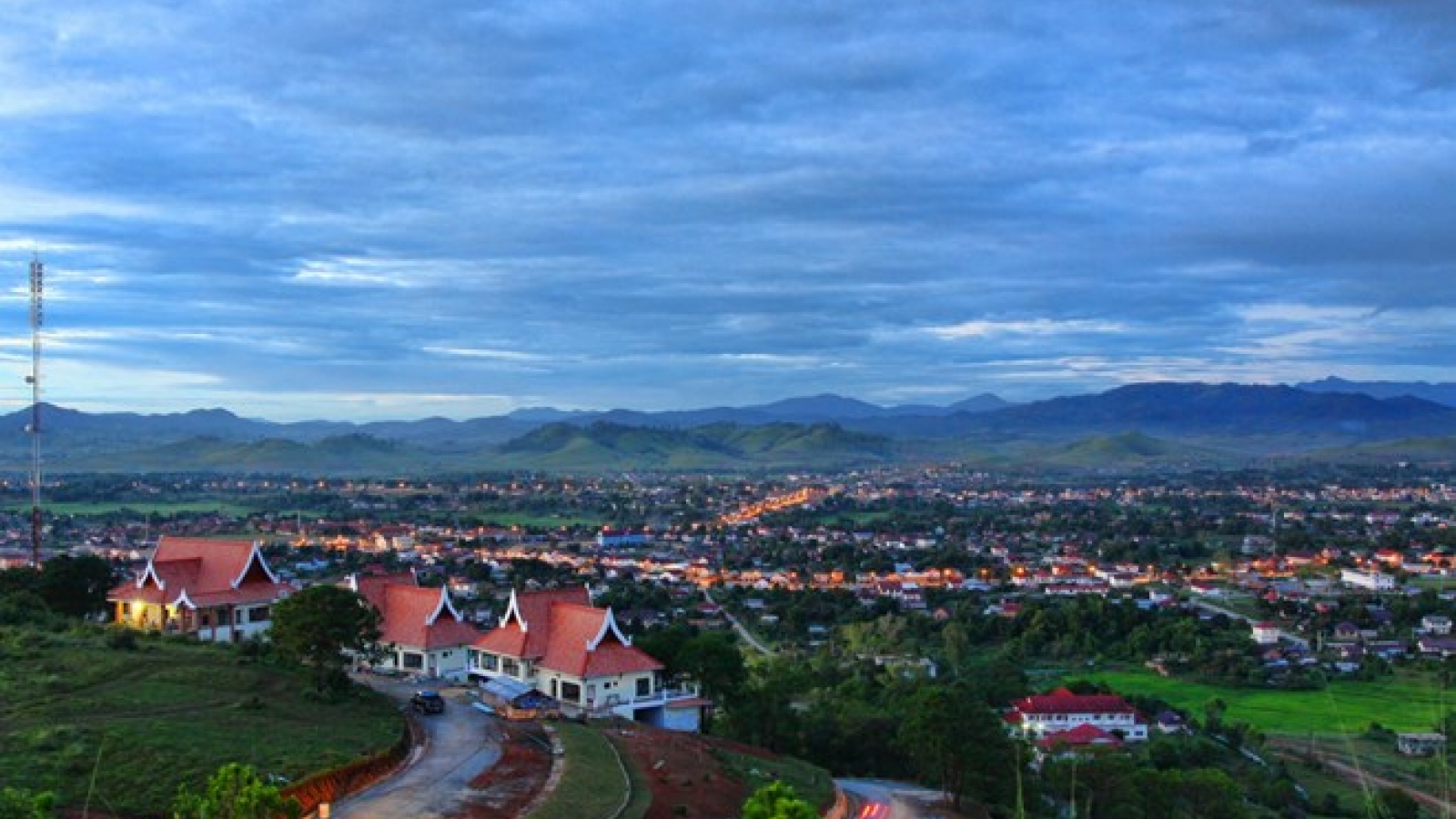 HCM City helps Laos with library, museum activities