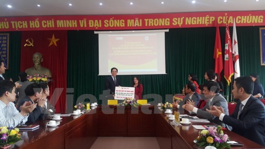 Red Cross Society of China supports Vietnamese flood victims