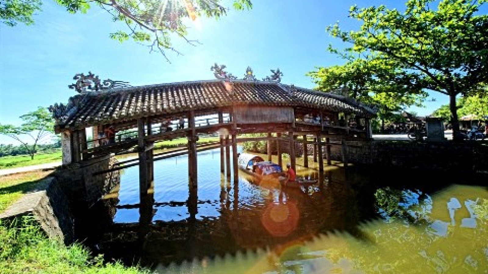Roof-tiled bridge in Thua Thien Hue to get renovation
