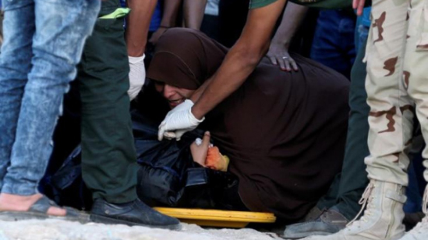 Death toll rises to 52 after migrant boat capsizes off Egypt