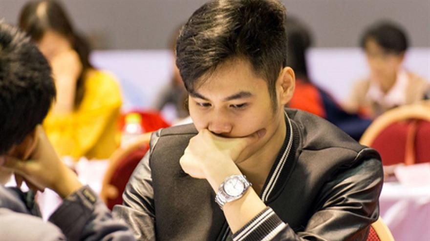 2 brothers from Hanoi headed to chess champs in Iran
