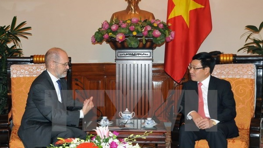 Deputy PM greets US business council official